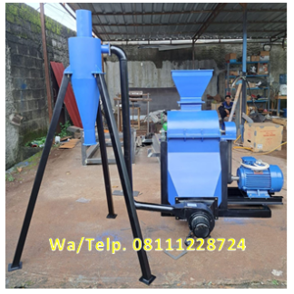 Mesin Hammer Mill Besi - Mesin Penepung Bahan Pakan Ikan dengan Mesin Diesel 16 HP
