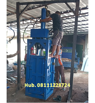 Mesin Press Hidrolik Sabut Kelapa Cocofiber Hasil Press 70x70 Mesin Press Hidrolik Sabut Kelapa Cocofiber Hasil Press 70x70