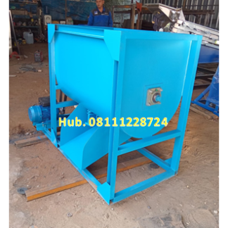 Mesin Mixer 100-200 kg/jam Dengan Motor Penggerak : Motor Bensin 5,5 HP