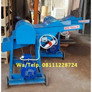 Mesin Chopper Rumput dengan penggerak Motor Diesel 16 HP Merk Dongfeng